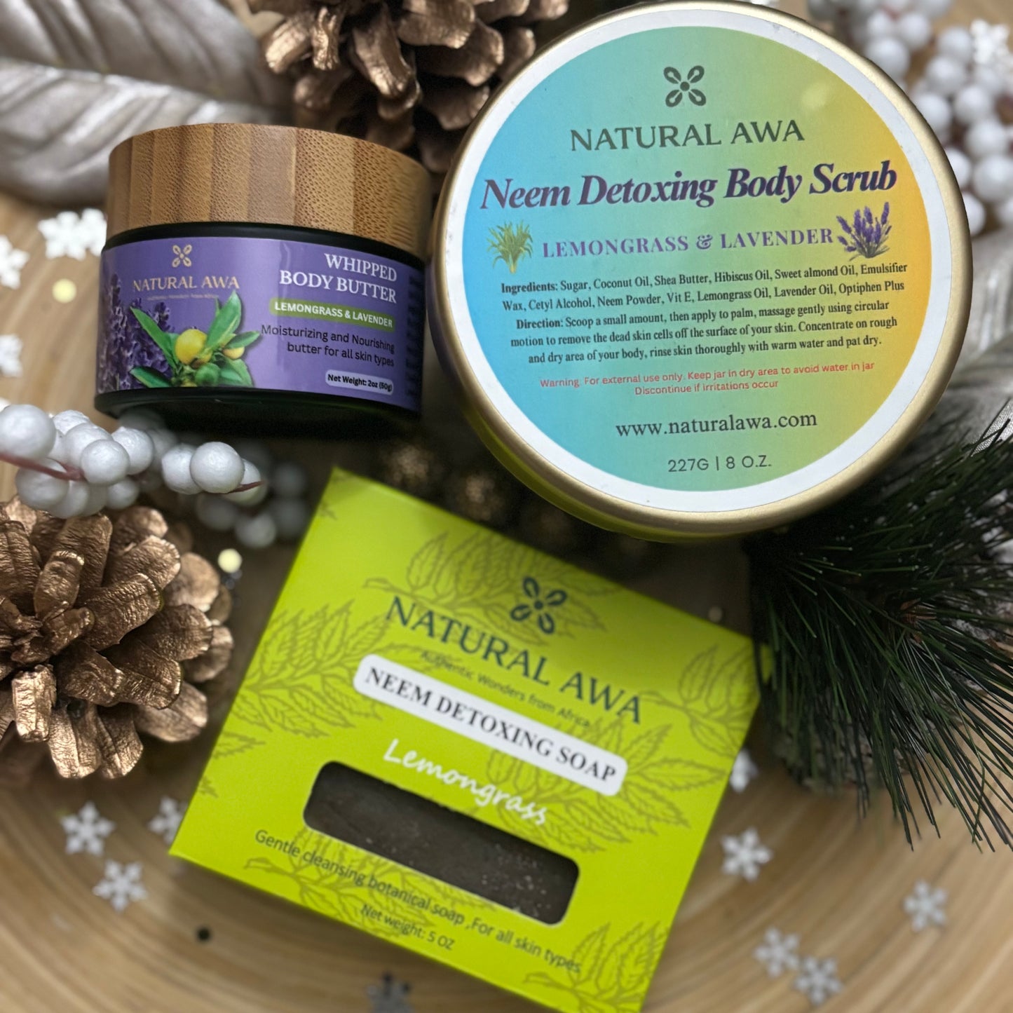 HOLIDAY BATH & BODY TRIO GIFT SET (SCRUB/SOAP/BODY BUTTER)